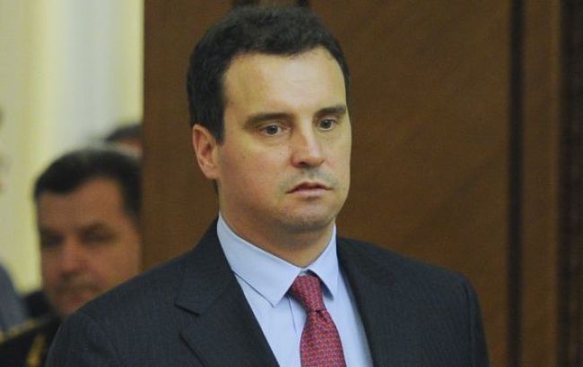 Кабмін підтримав скорочення адмінпослуг до 570, - Абромавічус