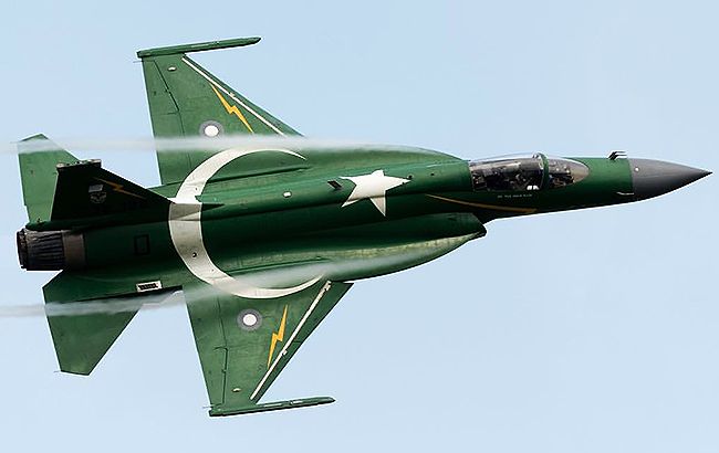 Армия Пакистана сохраняет повышенную боеготовность