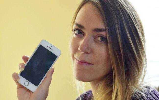 Британка купила iPhone, в котором были телефонные номера звезд