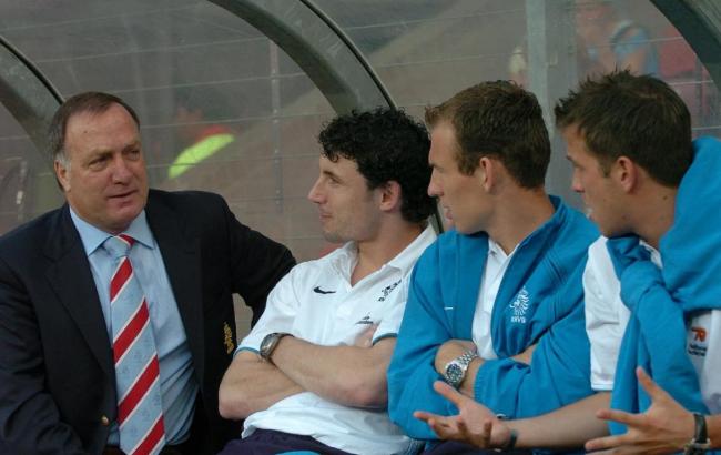 Адвокат вирішив піти з посади головного тренера збірної Нідерландів