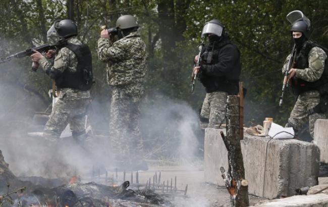 Ночью во всех районах Донецка были слышны мощные залпы и взрывы, - мэрия