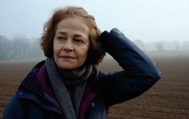 Шарлотта Рэмплинг называет скандал с "Оскаром 2016" "расистским по отношению к белым"