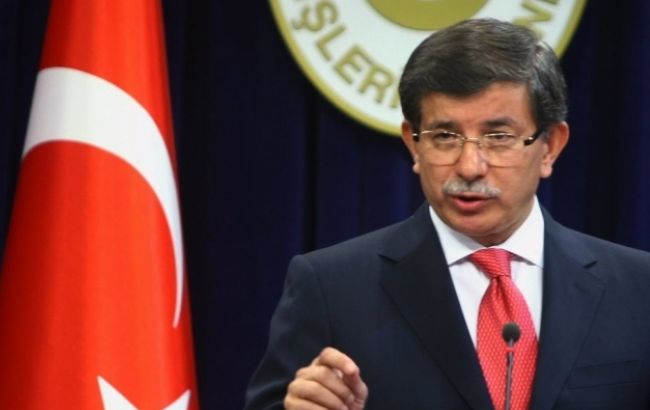 Давутоглу: Туреччина впевнена, що атаку в Анкарі вчинило одне з терористичних угруповань
