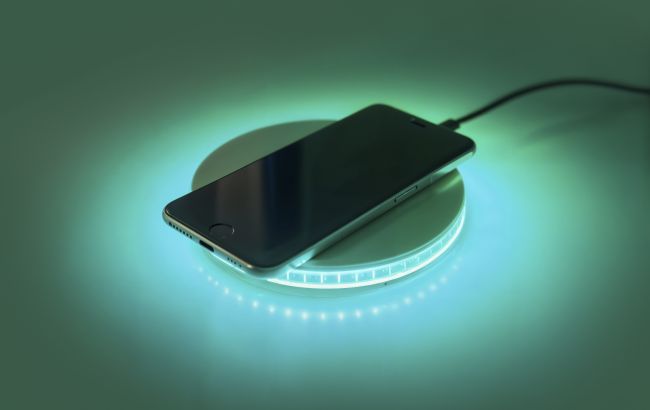 Топ-10 беспроводных зарядок для смартфона: что выбрать