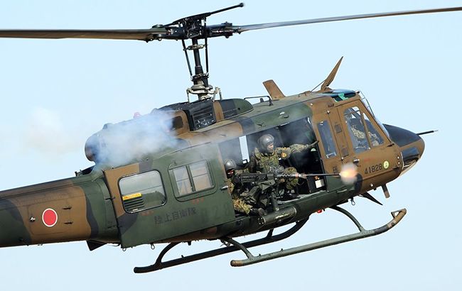 В Японии военный вертолет разбился в жилом районе