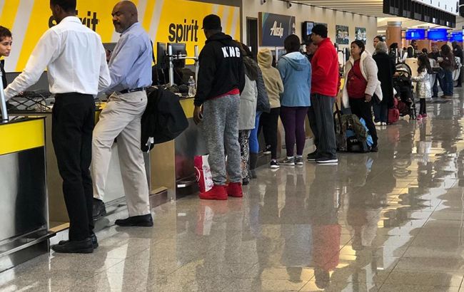 В США аэропорт приостановил работу из-за угрожающей записки в самолете
