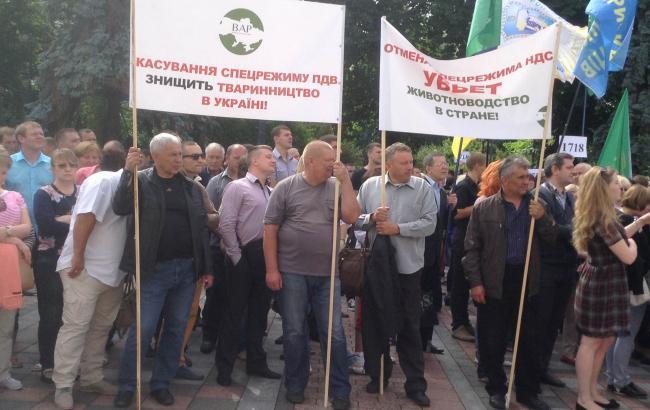 Предприниматели под Радой объявили сидячий пикет