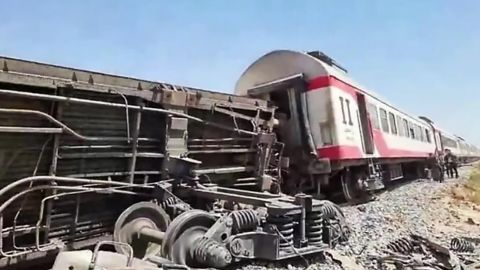У Єгипті зіткнулися два пасажирських потяги: понад 30 людей загинули