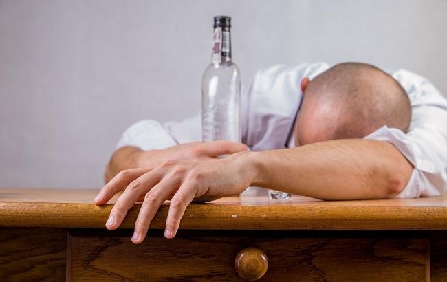 Ученые выяснили, сколько алкогольных попоек может выдержать сердце