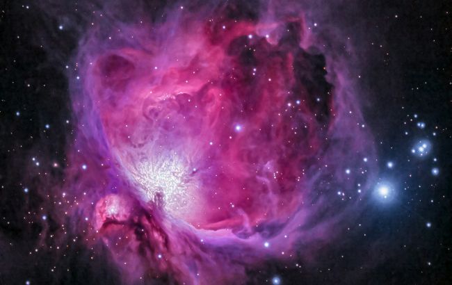 Астрономам удалось увидеть свет от первых звезд во Вселенной (фото)
