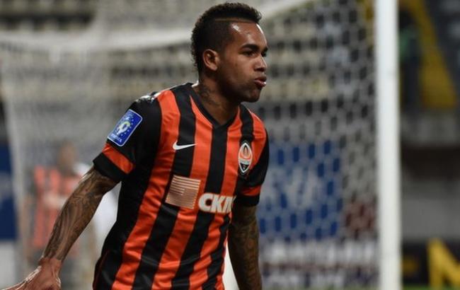 "Шахтер" требует у "Челси" 42,7 млн евро за Тейшейру