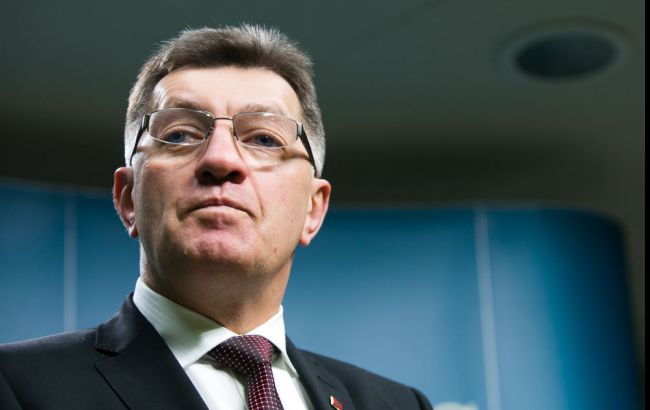 Премьер Литвы: санкции против России нужно продлить автоматически