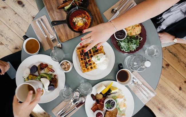 "Не дасть замерзнути": лікар розповіла, як правильно харчуватися в холоди