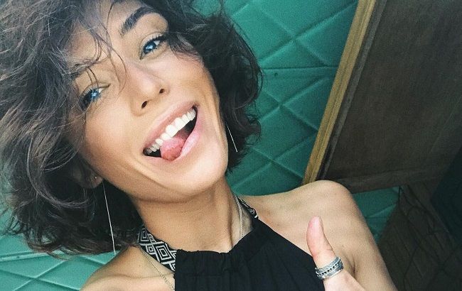 Самые красивые ножки: звезда "Орла и Решки" восхитила романтичным образом