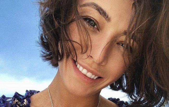 Красотка-морячка: звезда "Орла и Решки" показала накачанную фигуру в купальнике