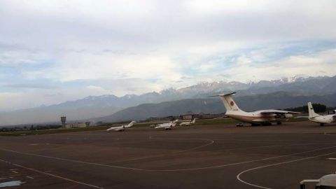 Аеропорт Алмати захопили: що відбувається