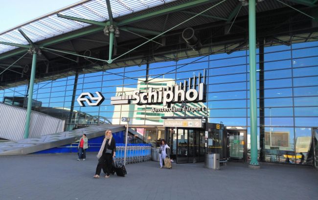 Аеропорт Амстердама першим у світі обмежить польоти задля користі екології