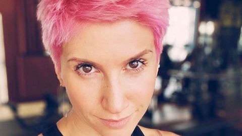 С новой прической и в роскошном платье: Анита Луценко покорила стильным выходом