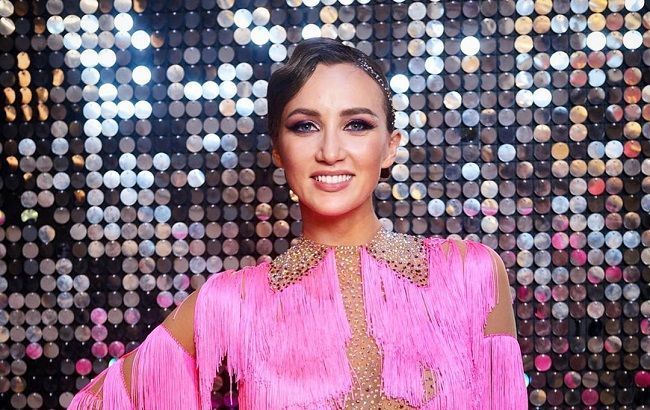 "Похожа на голливудскую диву": Анна Ризатдинова покорила роскошным образом