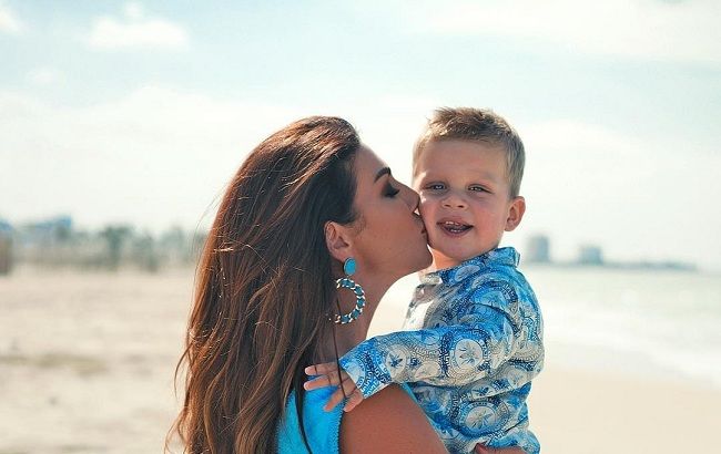 "Какой он прекрасный!" Оля Полякова пришла в восторг от сына Анны Седоковой