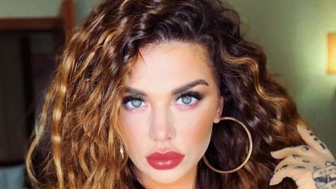 "Ми схожі?" Анна Сєдокова зачарувала мережу фото з дорослою дочкою