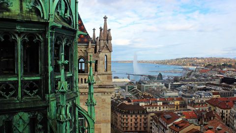 На уикенд в Женеву: по какой цене можно спланировать поездку в Швейцарию уже в августе