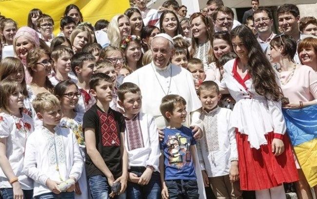 Папа Римский встретился с украинскими детьми