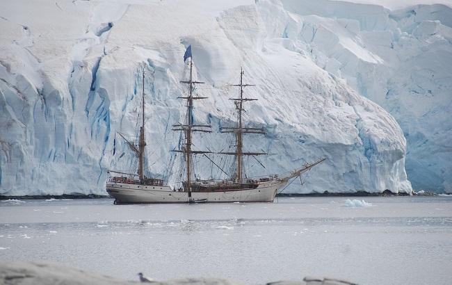Експедиція на Антарктику: які нові дослідження проведуть українські вчені