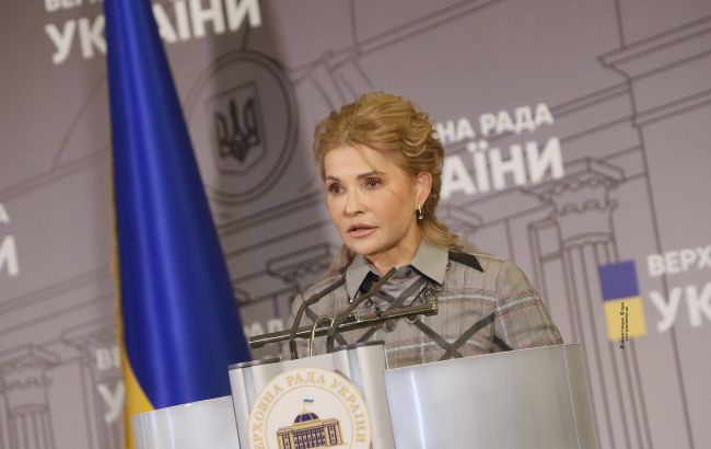 Тимошенко: першочергове завдання п'ятої сесії ВР - зниження тарифів
