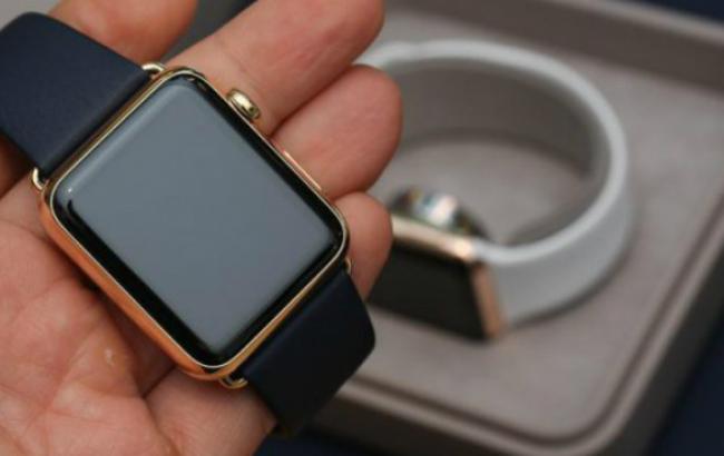 Apple Watch второго поколения появятся в июне