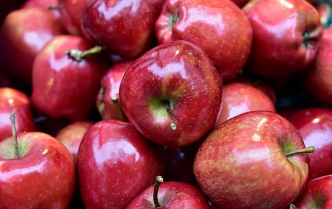 Врач назвала неожиданные последствия каждодневного употребления яблок