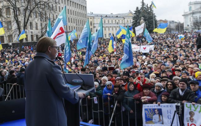 Тимошенко: новий президент має посадити світових лідерів за стіл переговорів заради миру в Україні