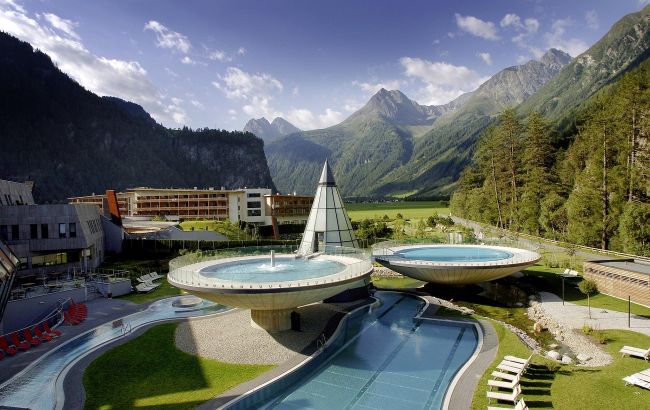 Вулканічні джерела і фантастичні пейзажі: 20 найцікавіших термальних курортів Європи