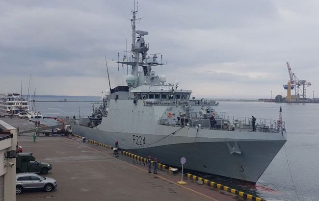 Корабель Королівського флоту Британії увійшов до порту Одеси: фото судна