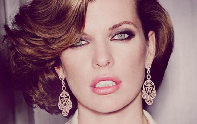 Знаменитая украинка украсила обложку модного глянца (фото)