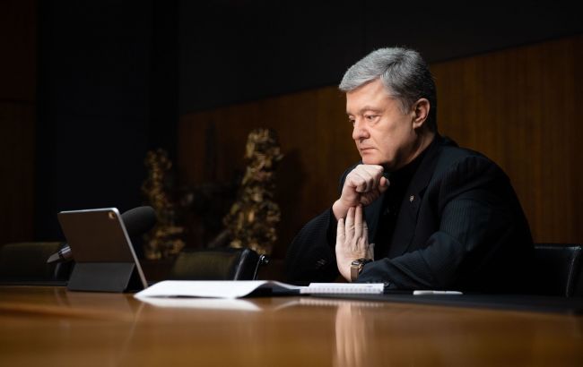 Порошенко розповів про переговори з Медведчуком, які дозволили звільнити полонених