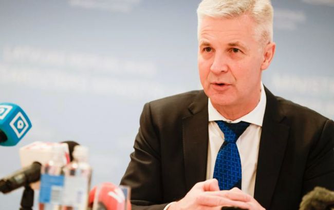 Оружие, но не войска. В Минобороны Латвии рассказали о помощи Украине