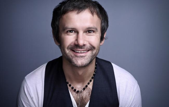 Святослав Вакарчук поздравил всех с Днем всех влюбленных