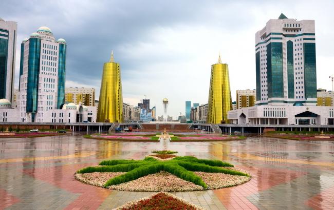 В Казахстане закрылись пункты обмена валюты