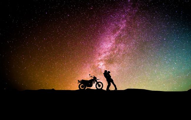 Глоба назвав головних щасливчиків листопада 2021: кінець осені принесе вам зміни