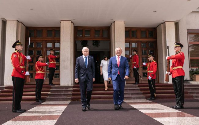 Україна відкрила посольство в Албанії