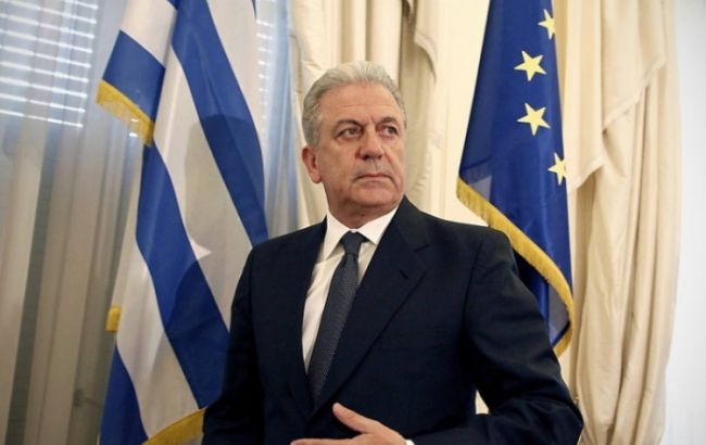 Єврокомісія на початку 2016 року запропонує скасувати візи для українців з біометричним паспортом