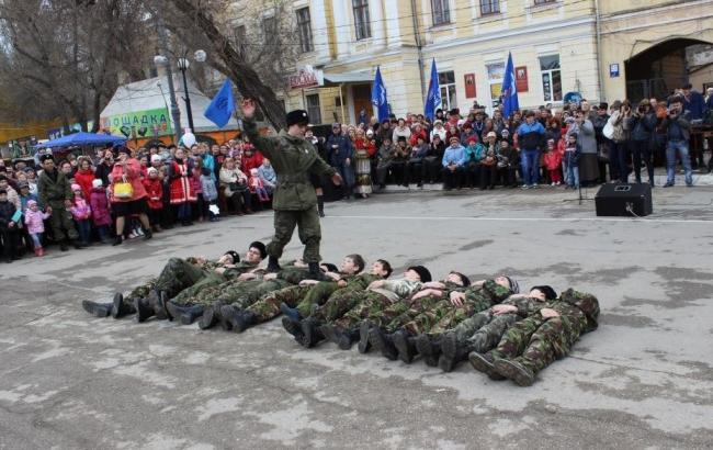В оккупированной Феодосии на Масленицу ходили по солдатам