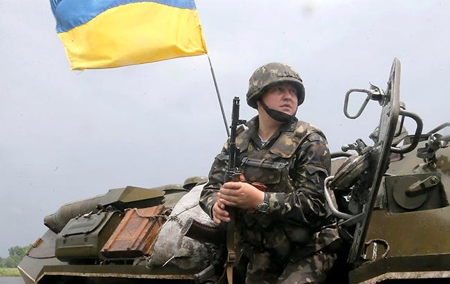 В зоні АТО протягом дня поранено одного українського військового, - штаб