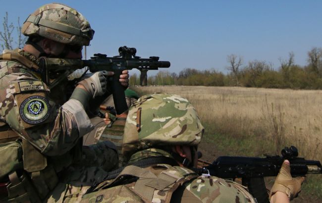 На Донбассе за сутки боевики 50 раз открывали огонь, один военнослужащий погиб