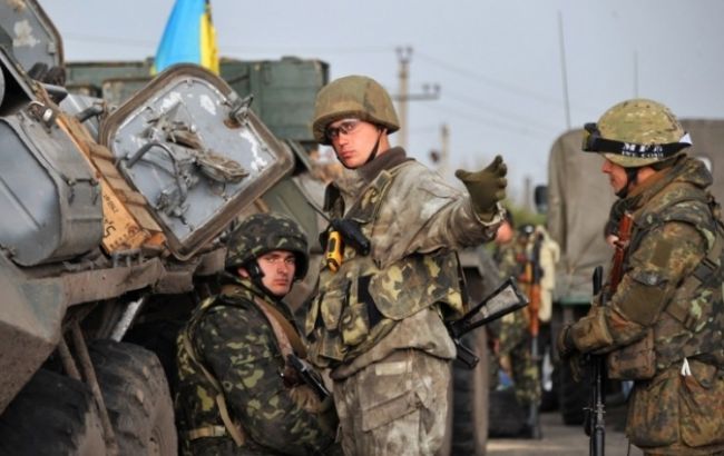 За добу бойовики 53 рази відкривали вогонь про українським позиціям на Донбасі, - штаб АТО
