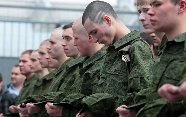 З 20 травня призовників з окупованого Криму почнуть відправляти на службу в ЗС Росії