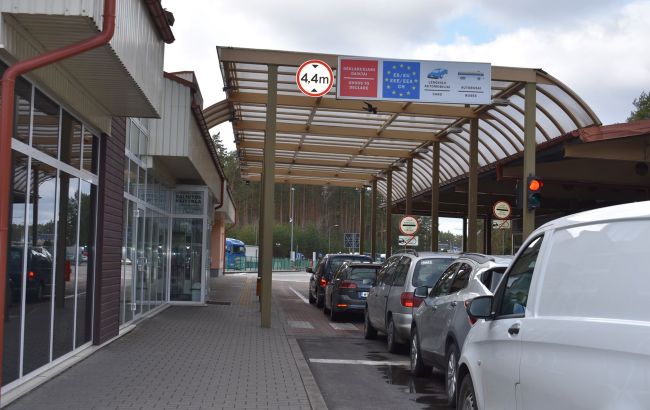 В Литве рассказали, когда начнут конфискацию авто с российскими номерами