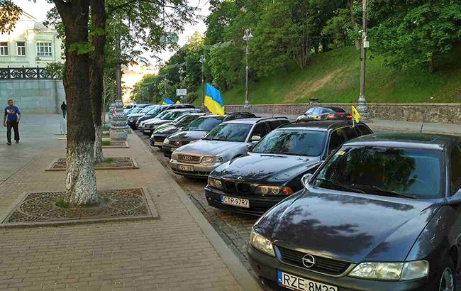С начала года в Украину ввезли более 160 тысяч авто на иностранных номерах, - ГФС