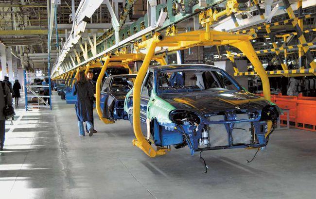 Автовиробництво в Україні у жовтні скоротилося майже на 63%